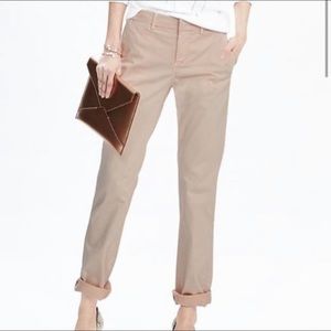 NWT BANANA REPUBLIC KHAKI CHINO PANT